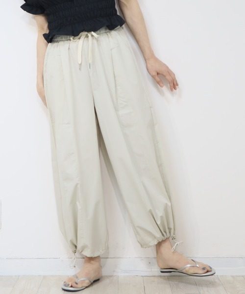 DISKEEN SURE(ディスキーンシュアー)の「2WAYハイブリッドワイドパンツ バルーンパンツ(その他パンツ・レディース・ブラック/グレイッシュベージュ/ネイビー/ベージュ・FREE)」の18枚目の写真