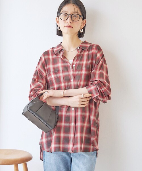 SHIPS(シップス)の「〈手洗い可能〉シアー チェック オーバー サイズ シャツ(シャツ/ブラウス・レディース・オリーブ/レッド・ONE SIZE)」の10枚目の写真