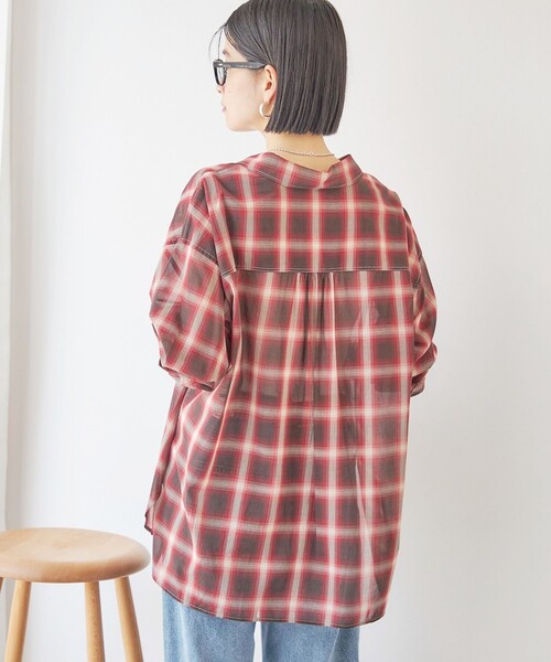 SHIPS(シップス)の「〈手洗い可能〉シアー チェック オーバー サイズ シャツ(シャツ/ブラウス・レディース・オリーブ/レッド・ONE SIZE)」の11枚目の写真
