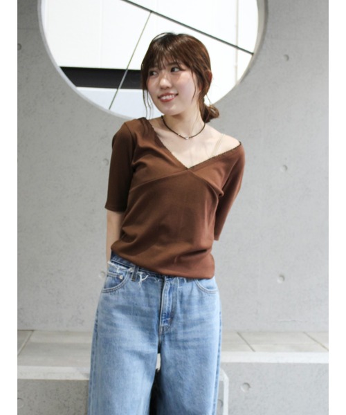 Ungrid(アングリッド)の「ピコレースフィットTee(Tシャツ/カットソー・レディース・ブラック/アイボリー/ブラウン・FREE)」の3枚目の写真