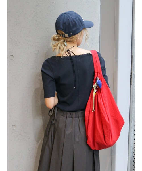 Ungrid(アングリッド)の「ピコレースフィットTee(Tシャツ/カットソー・レディース・ブラック/アイボリー/ブラウン・FREE)」の14枚目の写真