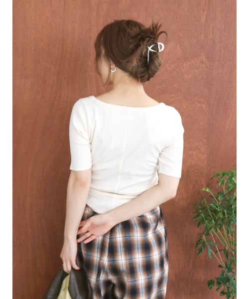 Ungrid(アングリッド)の「ピコレースフィットTee(Tシャツ/カットソー・レディース・ブラック/アイボリー/ブラウン・FREE)」の6枚目の写真