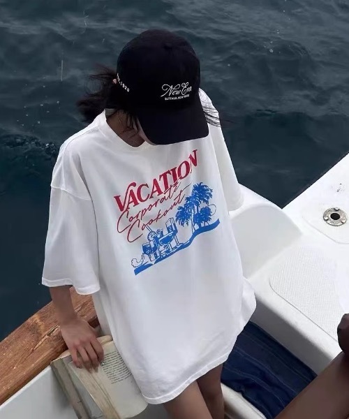 SHERU（シェル）の「【4 デザイン展開】レトロプリントオーバーサイズTシャツ 半袖　英字 イラスト（Tシャツ/カットソー・レディース・ホワイト/ホワイト系その他2/ホワイト系その他3/ホワイト系その他・F）」の13枚目の写真