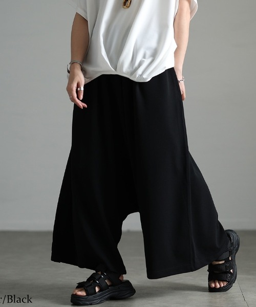 GOLDJAPAN(ゴールドジャパン)の「ワイドサルエルパンツ【大きいサイズ対応】(その他パンツ・レディース・チャコール/ブラック・LL~3L/4L~5L)」の1枚目の写真