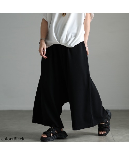 GOLDJAPAN(ゴールドジャパン)の「ワイドサルエルパンツ【大きいサイズ対応】(その他パンツ・レディース・チャコール/ブラック・LL~3L/4L~5L)」の11枚目の写真