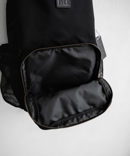 MEI(メイ)の「MEI メイ DAYPACK バックパック/リュックサック(バックパック/リュック・メンズ・ブラック/チャコール・FREE)」の21枚目の写真