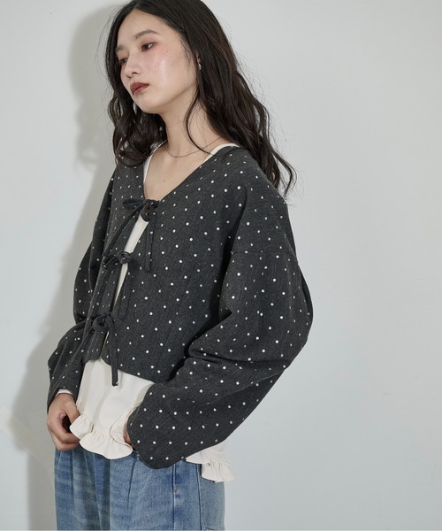 THE YOn(ザヨン)の「2wayグリッタードットツイードクロップドノーカラージャケット(ノーカラージャケット・レディース・チャコールグレー/グレー・FREE)」の17枚目の写真