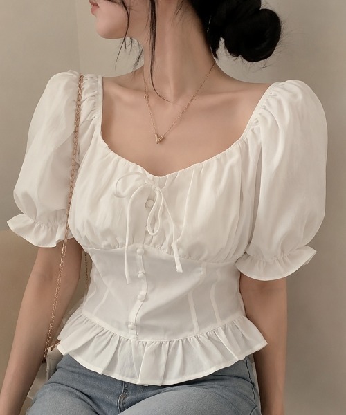 Sibra(シブラ)の「3color フロントリボンスクエアネックペプラムブラウス(Tシャツ/カットソー・レディース・ブルー/ホワイト/ブラック・M)」の5枚目の写真