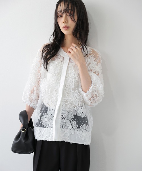 AMELY(エミリー)の「フラワーレースシアーカーディガン(カーディガン/ボレロ・レディース・ホワイト/ブラック・フリー)」の3枚目の写真