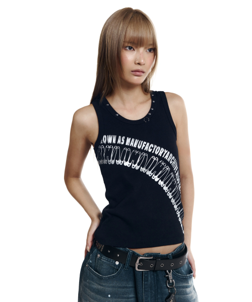 AAKAM(アーカム)の「Safety Pin Sleeveless (Black)(Tシャツ/カットソー・レディース・その他・1/2)」の6枚目の写真