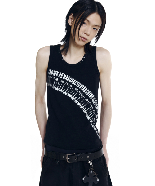 AAKAM(アーカム)の「Safety Pin Sleeveless (Black)(Tシャツ/カットソー・レディース・その他・1/2)」の9枚目の写真