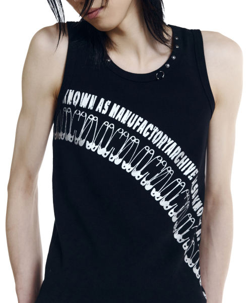 AAKAM(アーカム)の「Safety Pin Sleeveless (Black)(Tシャツ/カットソー・レディース・その他・1/2)」の11枚目の写真