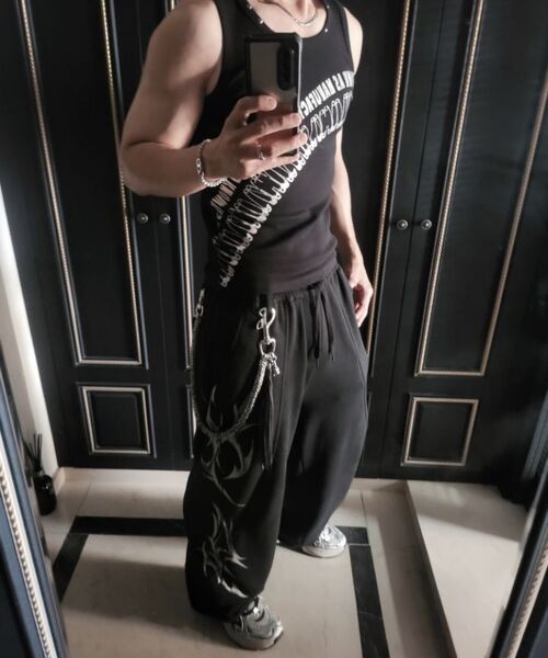 AAKAM(アーカム)の「Safety Pin Sleeveless (Black)(Tシャツ/カットソー・レディース・その他・1/2)」の13枚目の写真