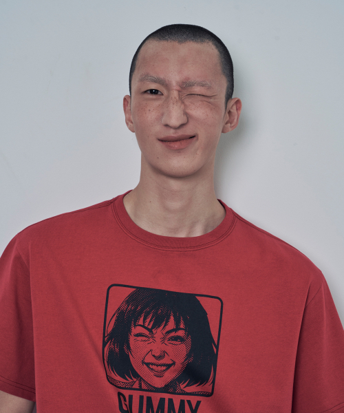 LOSERS CLUB（ルーザーズクラブ）の「GUMMY SMILE CLUB 半袖Tシャツ レッド（Tシャツ/カットソー・レディース・その他・1(M)/2(L)/0）」の5枚目の写真
