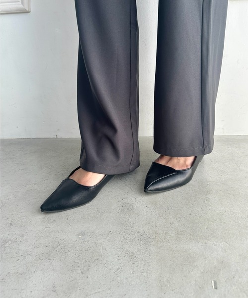 MYMOOD.（マイムード）の「ローヒールポインテッドパンプス（パンプス・レディース・ブラック/ベージュ・24.5cm/23.5cm）」の19枚目の写真