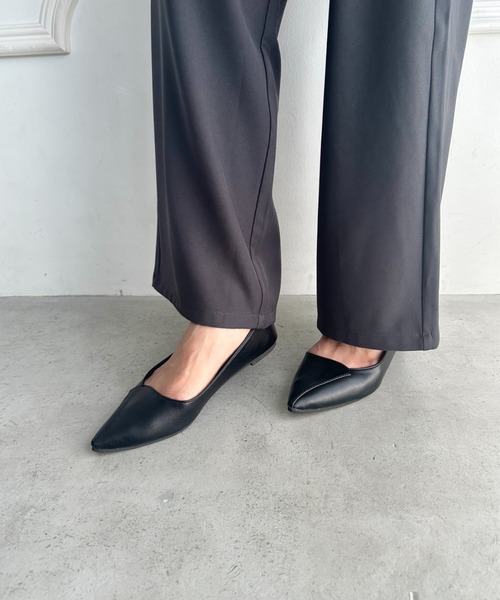 MYMOOD.（マイムード）の「ローヒールポインテッドパンプス（パンプス・レディース・ブラック/ベージュ・24.5cm/23.5cm）」の20枚目の写真