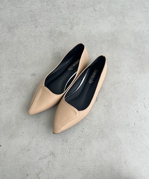 MYMOOD.（マイムード）の「ローヒールポインテッドパンプス（パンプス・レディース・ブラック/ベージュ・24.5cm/23.5cm）」の10枚目の写真