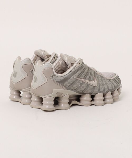 NIKE（ナイキ）の「NIKE WMNS SHOX TL AR3566-204（スニーカー・レディース・ブラウン・24.5cm/23.5cm/24cm/25cm/23cm）」の8枚目の写真