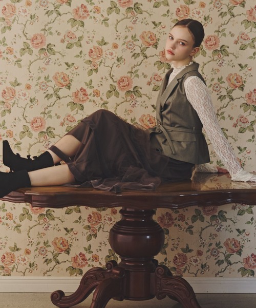 JILL by JILL STUART(ジルバイジルスチュアート)の「ベルト付きペプラムジレ(ベスト・レディース・ブラウン/グレー・FREE)」の19枚目の写真
