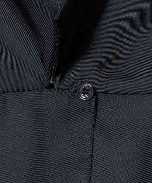 UNITED ARROWS(ユナイテッドアローズ)の「シルクライク オープンカラー シャツ ‐ウォッシャブル‐(シャツ/ブラウス・レディース・その他1/ネイビー・FREE)」の16枚目の写真