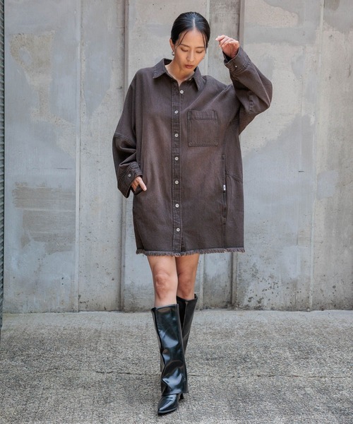 HEREIAM(ヘレイアム)の「【HEREIAM】コクーンデニムシャツワンピース(ワンピース・レディース・ブラウン系/インディゴブルー・SMALL/MEDIUM)」の3枚目の写真