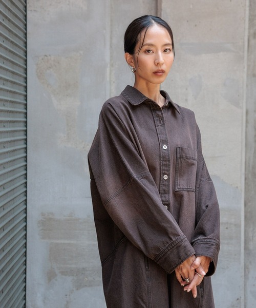 HEREIAM(ヘレイアム)の「【HEREIAM】コクーンデニムシャツワンピース(ワンピース・レディース・ブラウン系/インディゴブルー・SMALL/MEDIUM)」の9枚目の写真