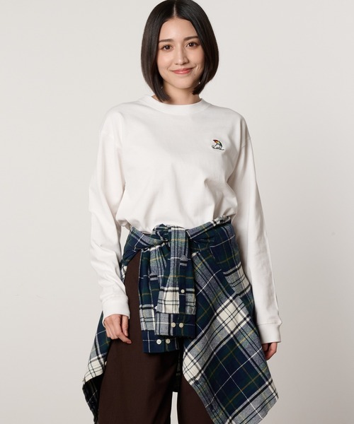 Arnold Palmer(アーノルドパーマー)の「アンブレラロゴ シェア ロングTシャツ(Tシャツ/カットソー・レディース・ダークブラウン/ブラック/ホワイト・XS/S/M/L/LL)」の5枚目の写真
