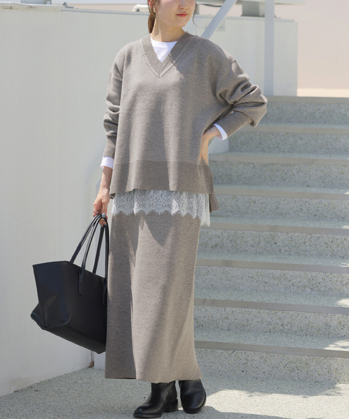 JOURNAL STANDARD relume（ジャーナルスタンダード　レリューム）の「ウォッシャブルウールミックスVネックプルオーバー（ニット/セーター・レディース・ブラック/グレー・FREE）」の11枚目の写真