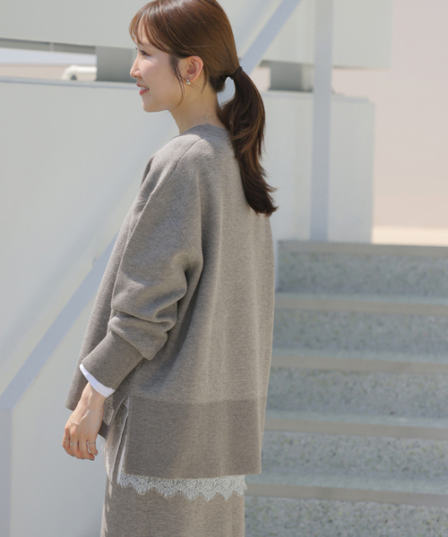 JOURNAL STANDARD relume（ジャーナルスタンダード　レリューム）の「ウォッシャブルウールミックスVネックプルオーバー（ニット/セーター・レディース・ブラック/グレー・FREE）」の15枚目の写真