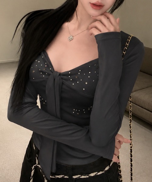NANEA（ナネア）の「リボンデザインラインストーンT（Tシャツ/カットソー・レディース・チャコールグレー/ホワイト・SMALL/MEDIUM/LARGE）」の6枚目の写真