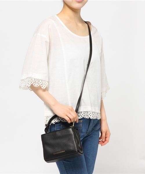 DANIELLE NICOLE（ダニエルニコル）の「Danielle Nicoleスクエアミニポシェット（ショルダーバッグ・レディース・ブラック/ホワイト/ベージュ・FREE）」の8枚目の写真