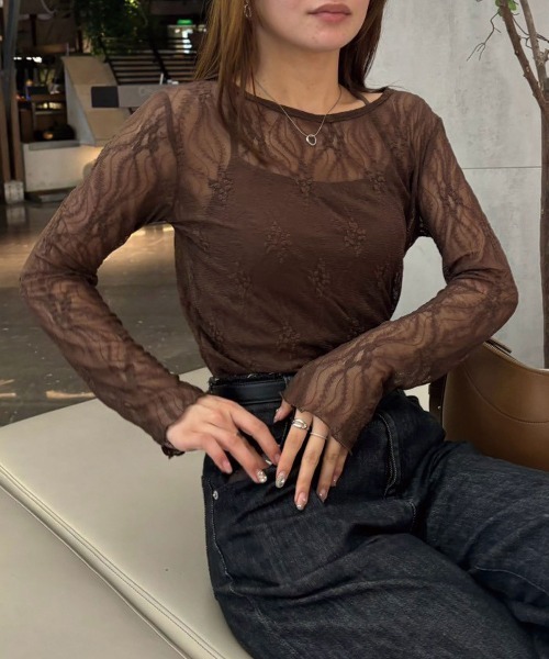 CORNERS(コーナーズ)の「レースクルーネックトップス(Tシャツ/カットソー・レディース・アイボリー/ブラック/ブラウン・M)」の3枚目の写真