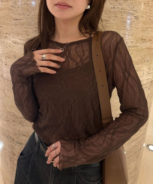 CORNERS(コーナーズ)の「レースクルーネックトップス(Tシャツ/カットソー・レディース・アイボリー/ブラック/ブラウン・M)」の7枚目の写真