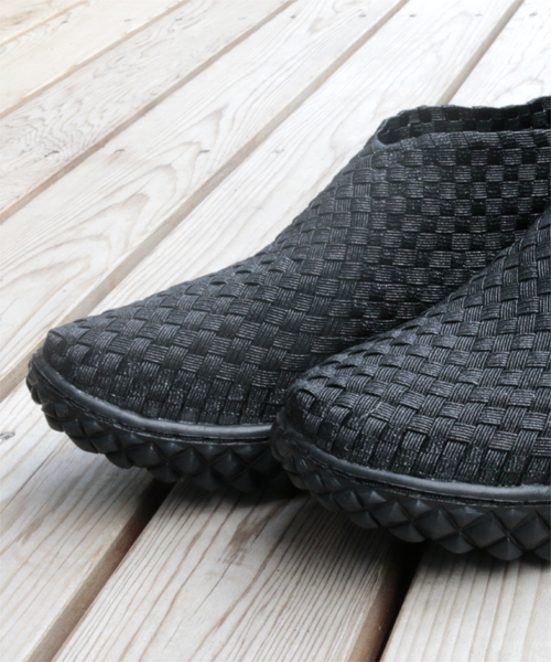 Rock Spring（ロックスプリング）の「ROCK SPRING "PRAIA DA LU" ウーブンシューズ (RS-121)（スリッポン・レディース・グレー/ホワイト/ブラック/ホワイト×ネイビー/ブラック×ホワイト/ネイビー/ブラック×グレー/ブラック×ブラック/ダークグレー/カーキ/ブラウン/シルバー・36/37/39/35/38）」の16枚目の写真