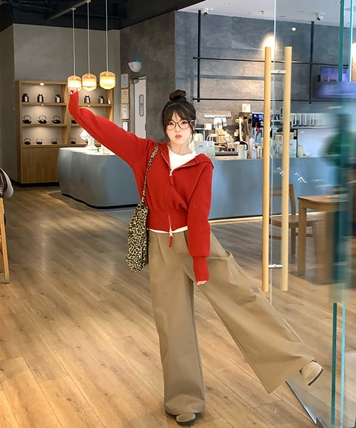 Girly Doll(ガーリードール)の「フリルトリムクルーネックリブニット(ニット/セーター・レディース・ブラック/ベージュ/ホワイト/グレー/ブルー・FREE)」の16枚目の写真