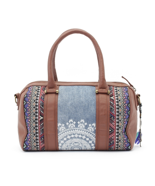 Desigual（デシグアル）の「[Desigual/デシグアル]ボーリングバッグ（ショルダーバッグ・レディース・ブルー/ブラック・ONE SIZE）」の4枚目の写真