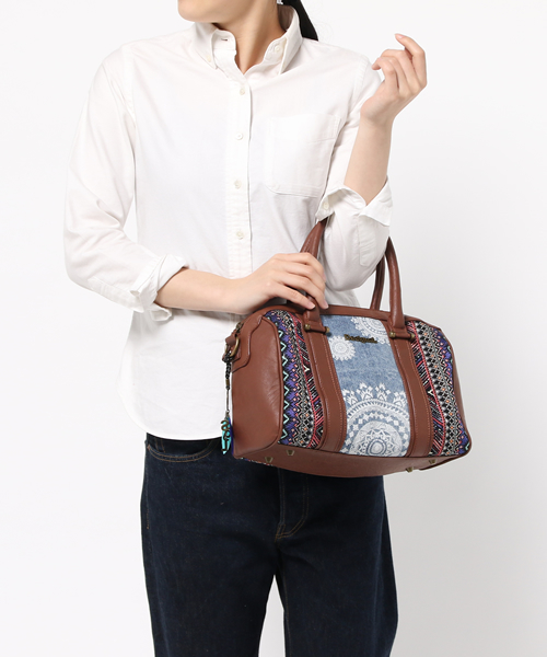 Desigual（デシグアル）の「[Desigual/デシグアル]ボーリングバッグ（ショルダーバッグ・レディース・ブルー/ブラック・ONE SIZE）」の7枚目の写真