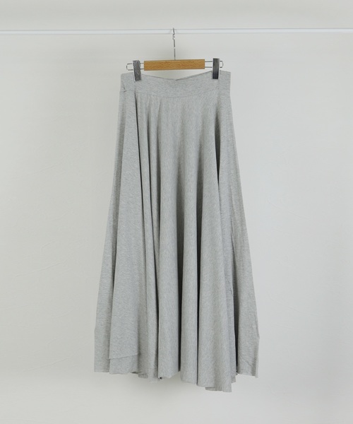 reca(レカ)の「たっぷりフレア切りっぱなしロングスカート(スカート・レディース・ブラック/ダークグレー/ネイビー/ライトグレー/カーキ/ライトカーキ・FREE)」の8枚目の写真