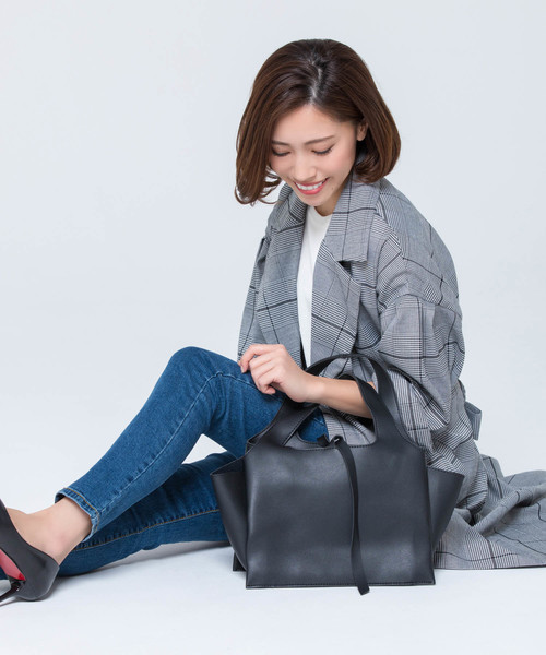 Edit Sheen(エディットシーン)の「フェイクレザースクエアバッグ(ハンドバッグ・レディース・グレー/ブラック/ピンク・FREE)」の17枚目の写真