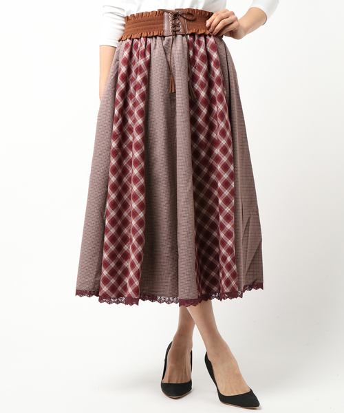 axes femme（アクシーズファム）の「ベルト付パッチワークスカート（スカート・レディース・ブラック/ネイビー/ワイン・MEDIUM）」の5枚目の写真