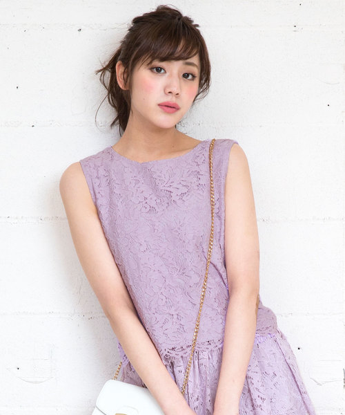 KOBE LETTUCE（コウベレタス）の「ノースリーブレースブラウス【セットアップOK】（シャツ/ブラウス・レディース・オフホワイト/サックスブルー/ラベンダー/ブラック/ライトイエロー/ネイビー/グレイッシュベージュ/ライトパープル/コーラル/グリーン/ピンク・FREE）」の8枚目の写真