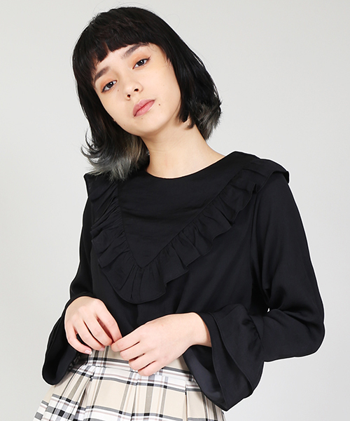 PUNYUS(プニュズ)の「フリルブラウス(シャツ/ブラウス・レディース・ホワイト/ブラック・2/3/4/1)」の1枚目の写真