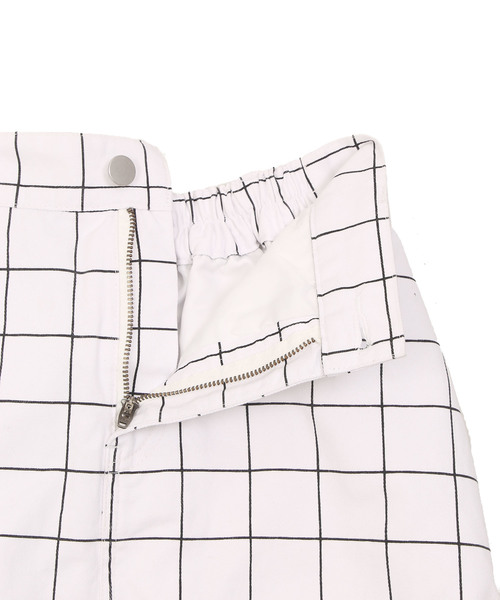 DING（ディング）の「DING/グラフチェックスカート（スカート・レディース・ホワイト・FREE）」の6枚目の写真