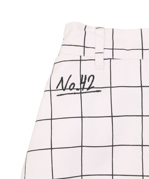 DING（ディング）の「DING/グラフチェックスカート（スカート・レディース・ホワイト・FREE）」の7枚目の写真
