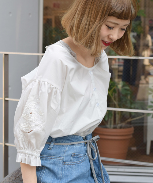 w closet(ダブルクローゼット)の「刺繍スリーブブラウス.(シャツ/ブラウス・レディース・ホワイト/ブラック/ラベンダー/チェック・FREE)」の9枚目の写真