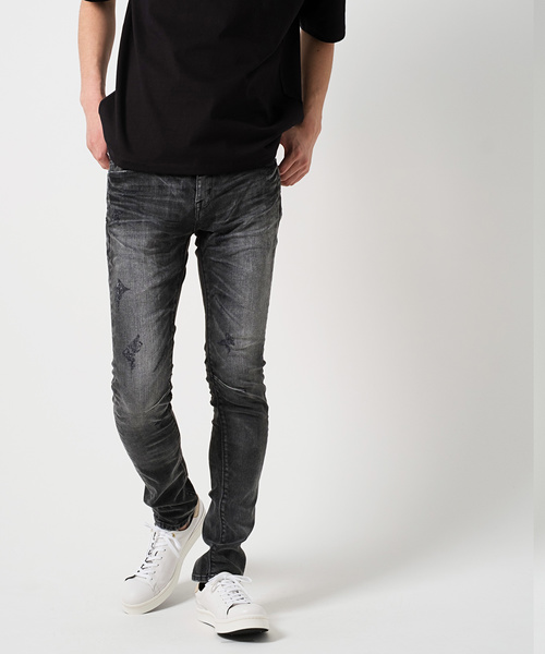 GOSTAR DE FUGA（ゴスタール ジフーガ）の「クラッシュ加工ストレッチスキニーデニムパンツ（デニムパンツ・メンズ・ライトグレー/ブラック・L/M/S）」の6枚目の写真