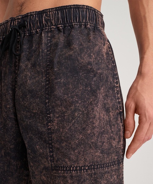 Saturdays NYC(サタデーズ ニューヨークシティ )の「Ritchie Shorts(その他パンツ・メンズ・ネイビー/ブラック/イエロー・L/M/S/XL/XS)」の15枚目の写真