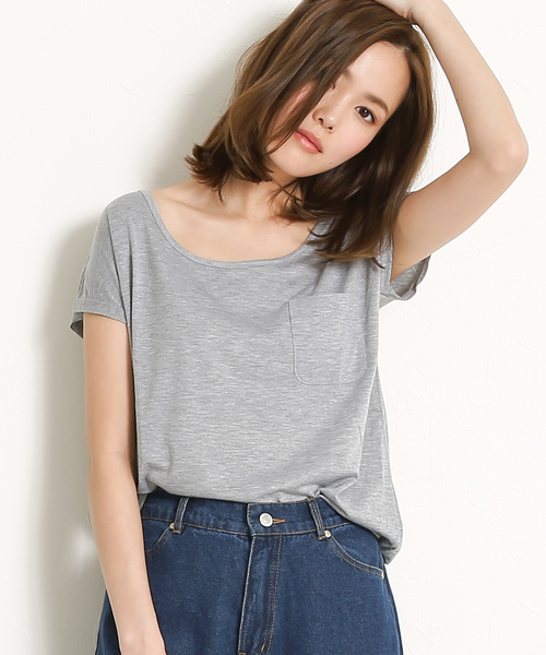 Social GIRL（ソーシャルガール）の「シンプルベーシックＵネックＴシャツ（Tシャツ/カットソー・レディース・ライトグレー/ホワイト/オリーブ/マジェンタ/ホワイト×ブラック/ベージュ/グレー系その他/ブラック/チャコールグレー/カーキ/レッド系その他/ブラック系その他/ホワイト系その他/ブラック×ホワイト/レッド/ホワイト系その他2/ホワイト系その他3/ブラック系その他2/ブラック系その他3/ネイビー/モカ/パープル/ピンク/イエロー/オレンジ・LL/M/S/L/3L）」の13枚目の写真