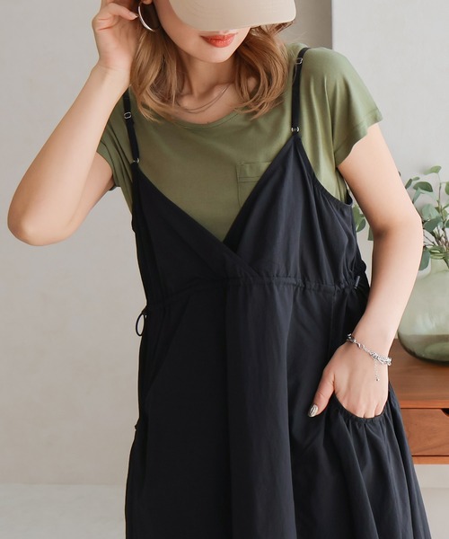 Social GIRL（ソーシャルガール）の「シンプルベーシックＵネックＴシャツ（Tシャツ/カットソー・レディース・ライトグレー/ホワイト/オリーブ/マジェンタ/ホワイト×ブラック/ベージュ/グレー系その他/ブラック/チャコールグレー/カーキ/レッド系その他/ブラック系その他/ホワイト系その他/ブラック×ホワイト/レッド/ホワイト系その他2/ホワイト系その他3/ブラック系その他2/ブラック系その他3/ネイビー/モカ/パープル/ピンク/イエロー/オレンジ・LL/M/S/L/3L）」の17枚目の写真