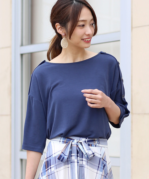 Bou Jeloud（ブージュルード）の「【ＷＥＢ限定】トリコットレーヨン配色釦カット（Tシャツ/カットソー・レディース・ネイビー/オフホワイト/カーキ・FREE）」の10枚目の写真